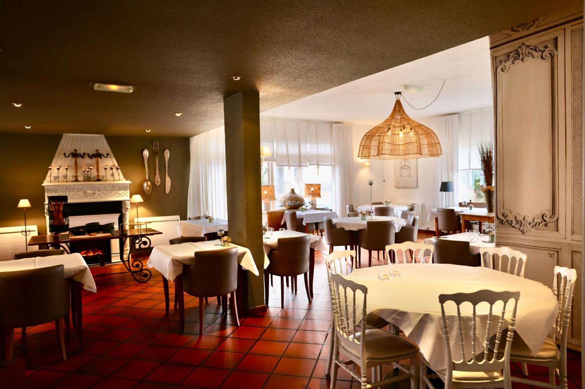 Hotel Restaurant Verger Des Chateaux, Route Des Vins Haut-Koenigsbourg Dieffenthal Luaran gambar